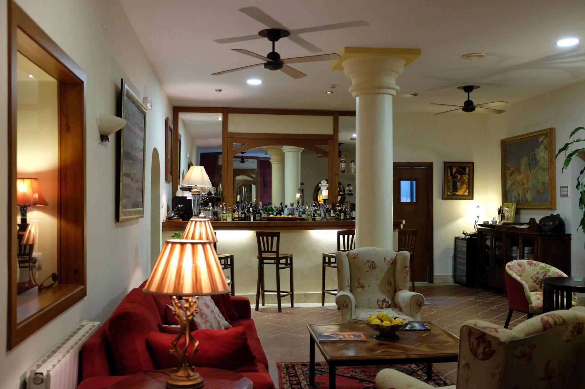 Hotel Sindhura Vejer de la Frontera Ngoại thất bức ảnh