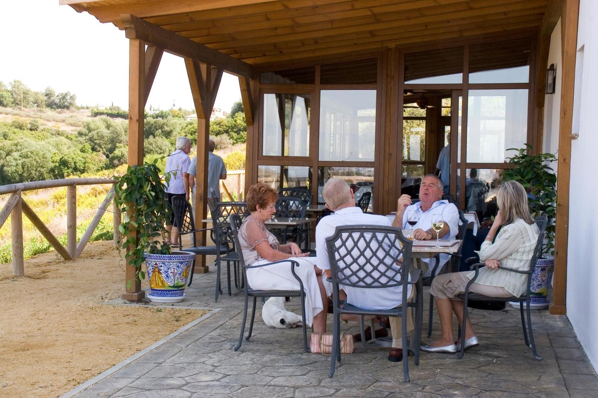 Hotel Sindhura Vejer de la Frontera Ngoại thất bức ảnh