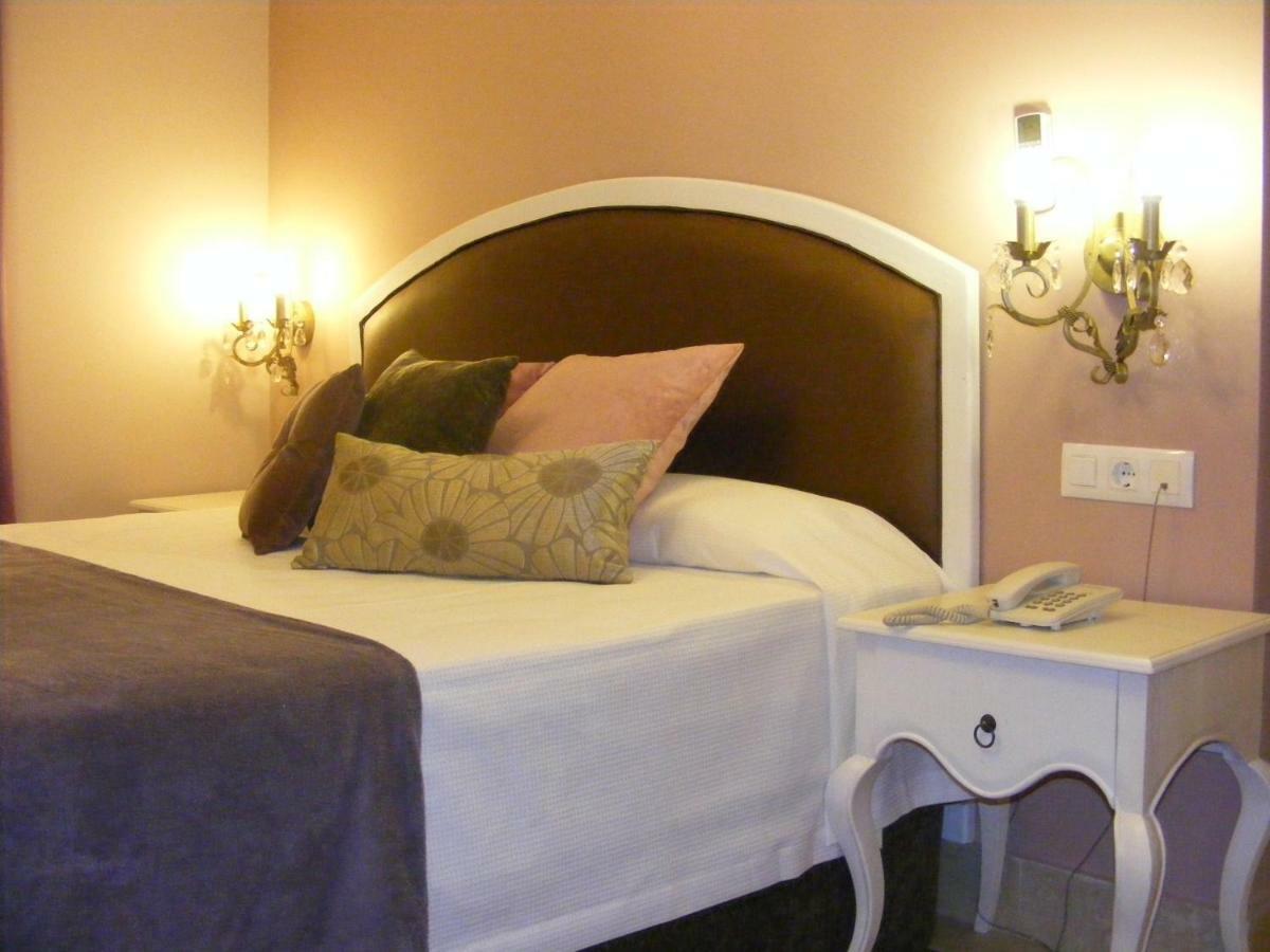Hotel Sindhura Vejer de la Frontera Ngoại thất bức ảnh
